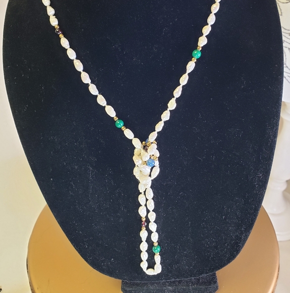 Chic Pearl and Bead Necklace with Colorful Accents - Picture 1 of 6